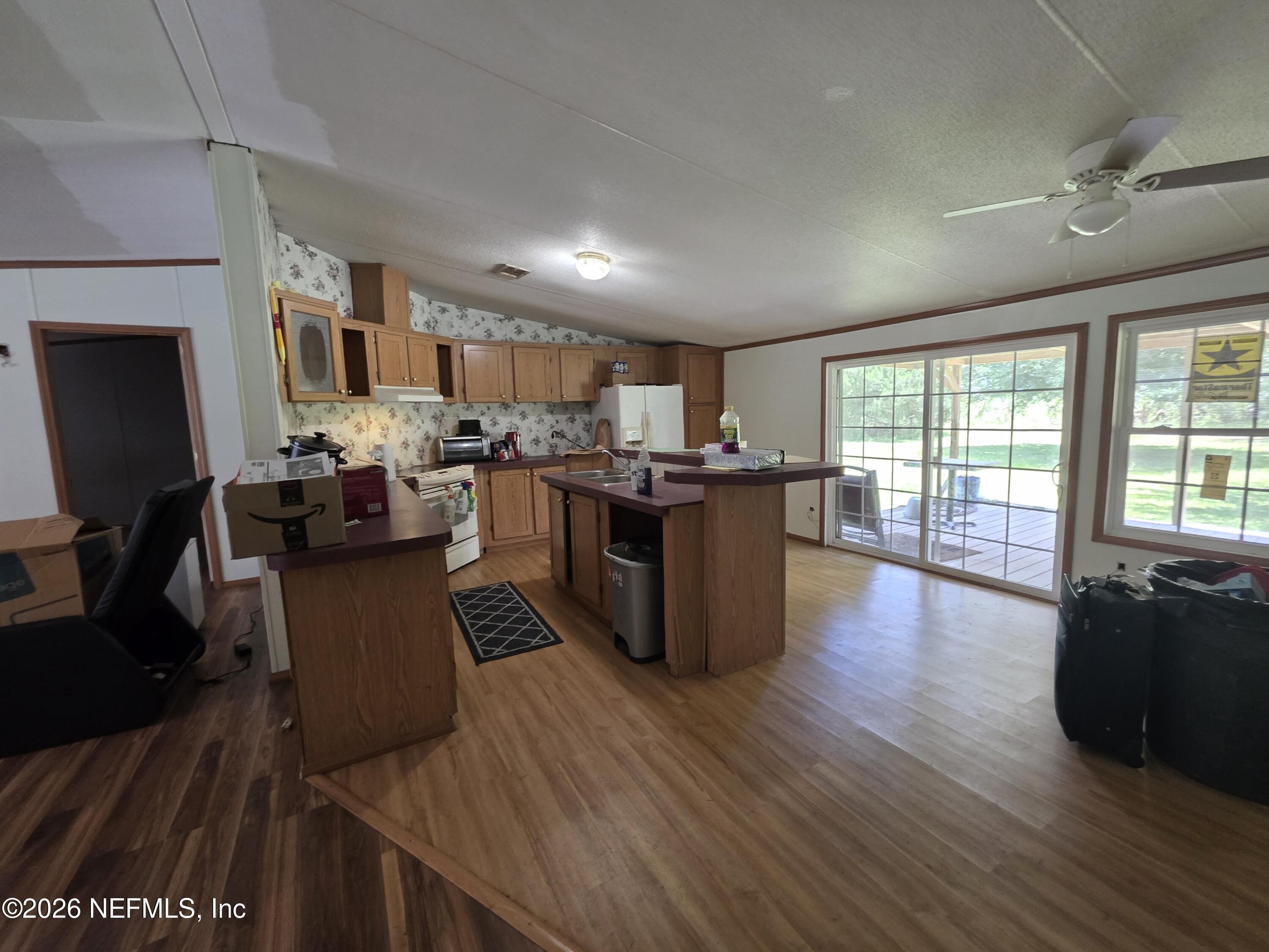 135 Cedar Road East Palatka, FL 32131 - Photo 19 of 33 20260605_131344