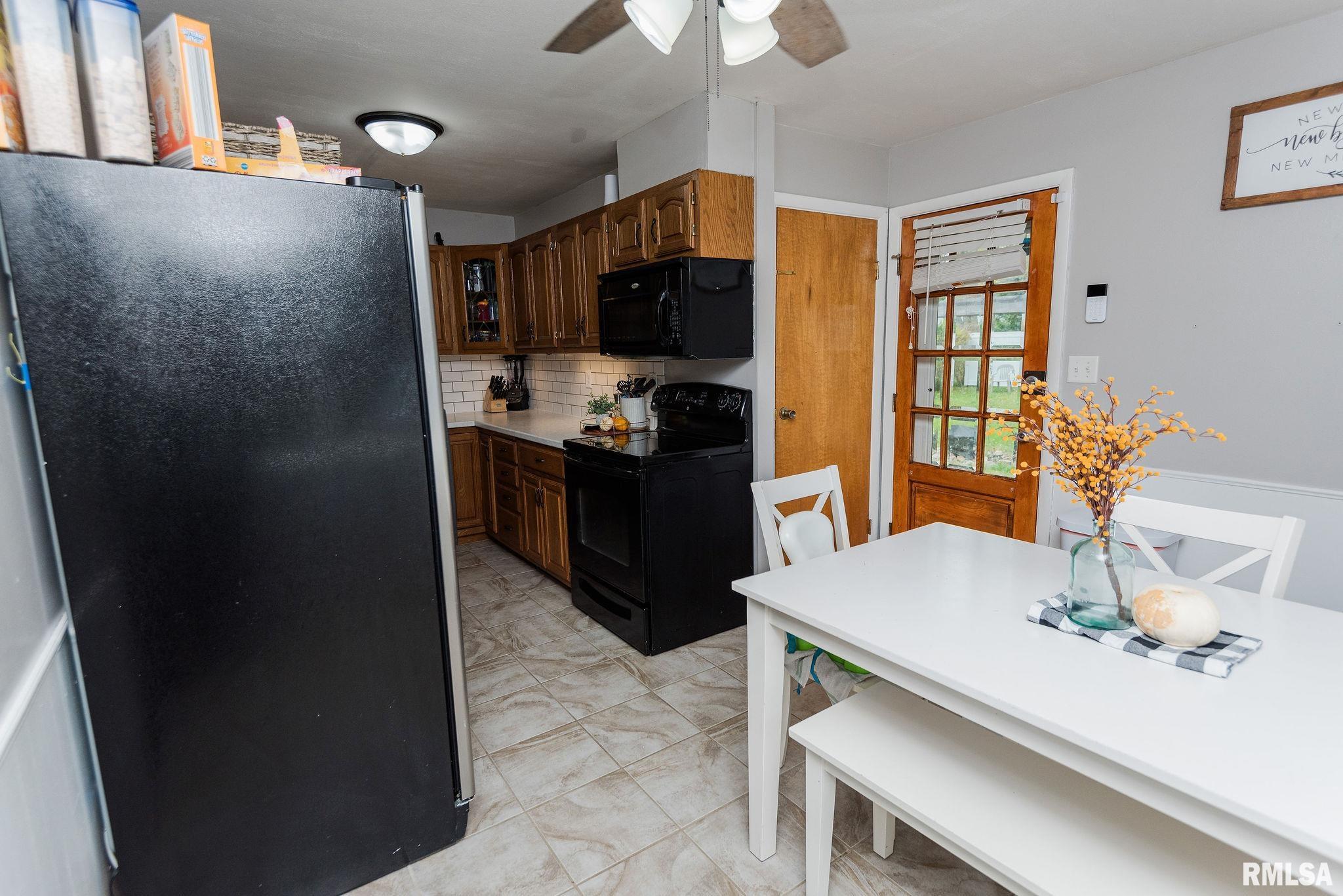 5631 North Hamilton Road Peoria, IL 61614 - Photo 24 of 69 Gallery Image 24