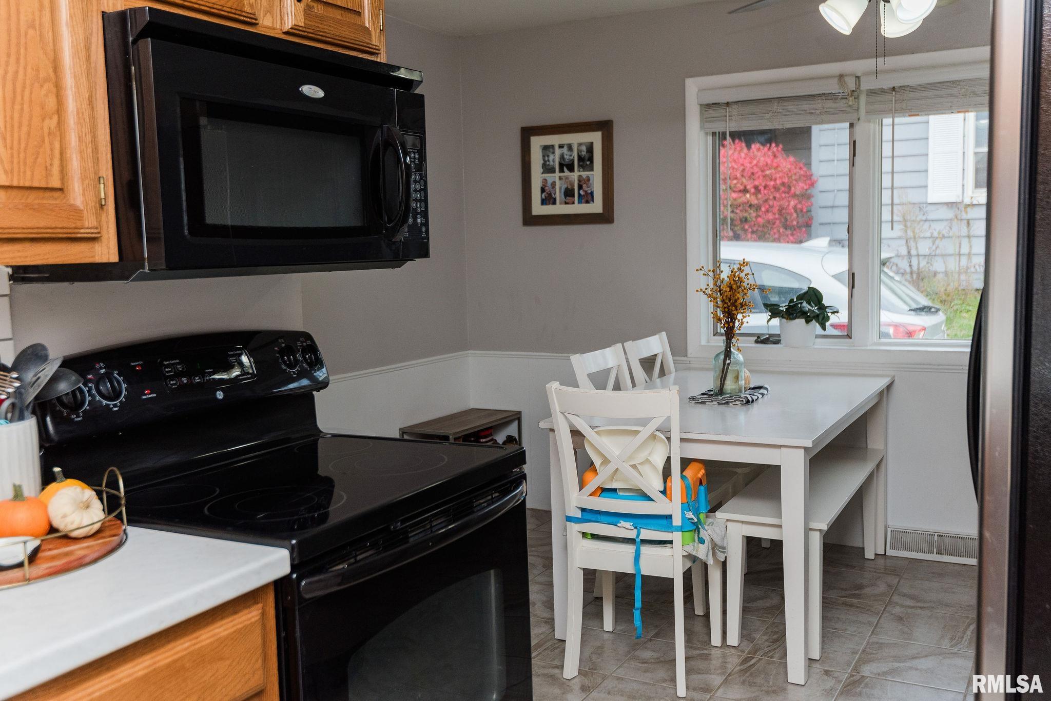 5631 North Hamilton Road Peoria, IL 61614 - Photo 29 of 69 Gallery Image 29