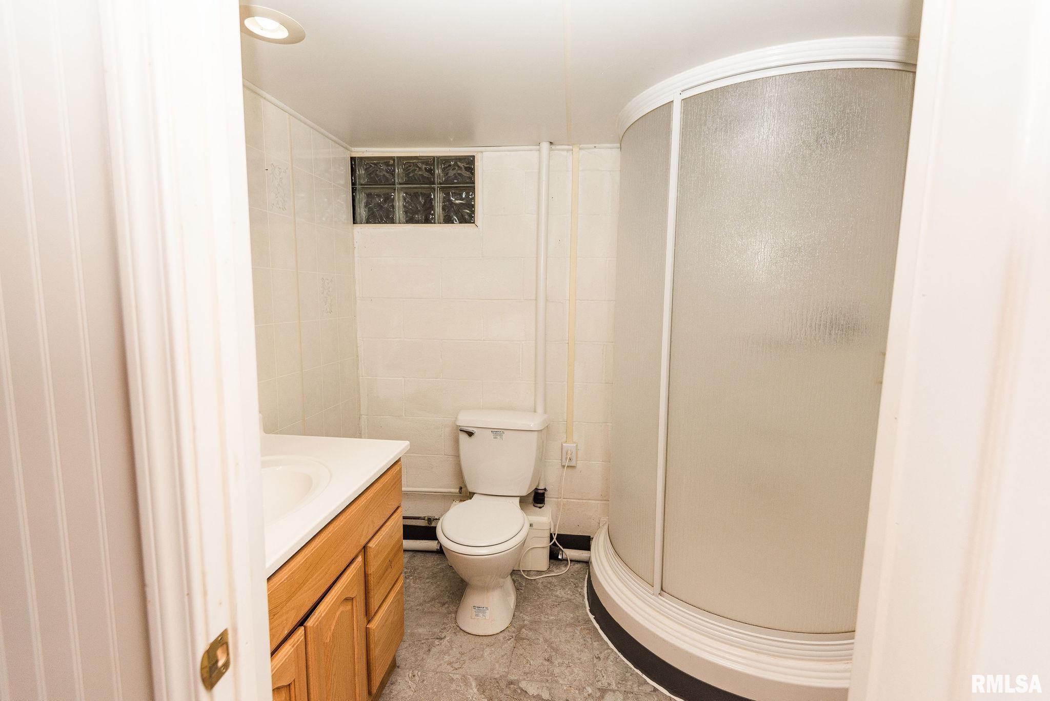 5631 North Hamilton Road Peoria, IL 61614 - Photo 61 of 69 Gallery Image 61
