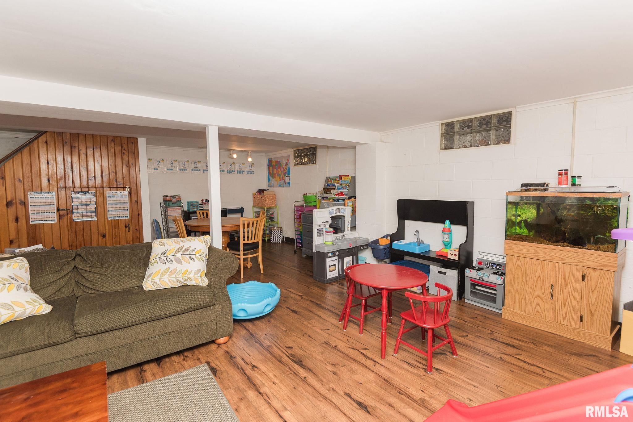 5631 North Hamilton Road Peoria, IL 61614 - Photo 65 of 69 Gallery Image 65
