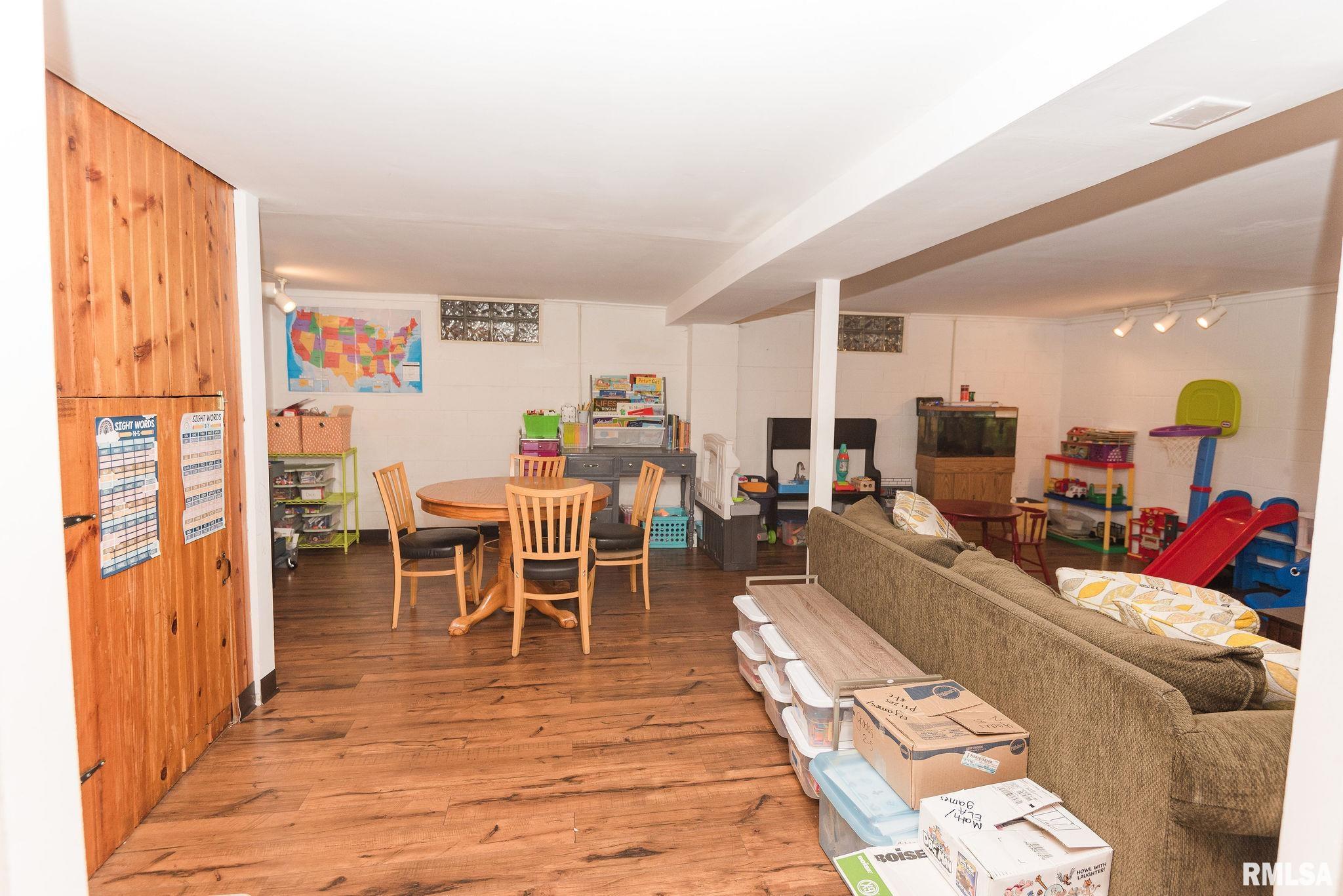 5631 North Hamilton Road Peoria, IL 61614 - Photo 67 of 69 Gallery Image 67