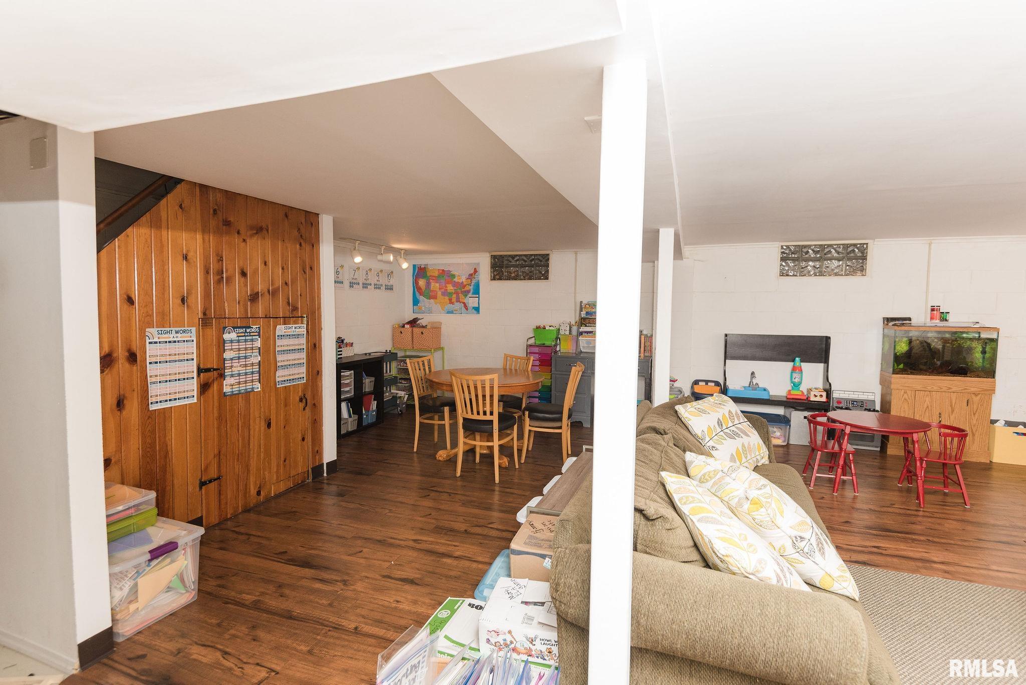 5631 North Hamilton Road Peoria, IL 61614 - Photo 68 of 69 Gallery Image 68