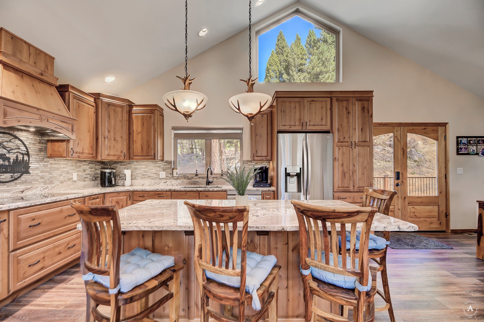 617 McClellan Creek Road Clancy, MT 59634 - Photo 18 of 99 Gallery Image 18
