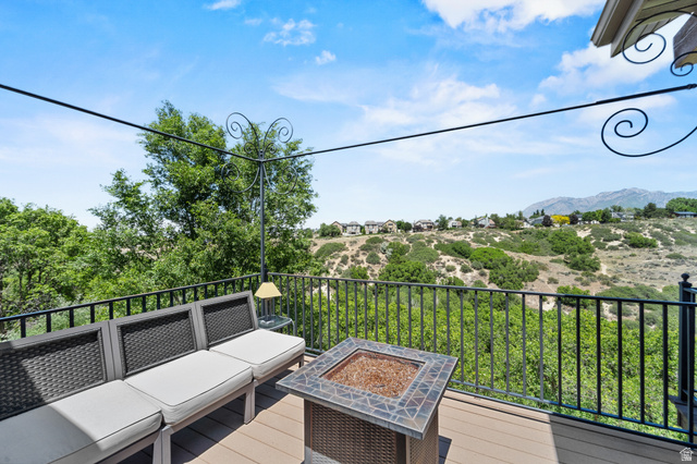 1445 Chateau Ridge Way Sandy, UT 84092 - Photo 14 of 63