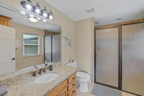 $395,000 | 413 Barnett Lane, Livingston, TX 77351