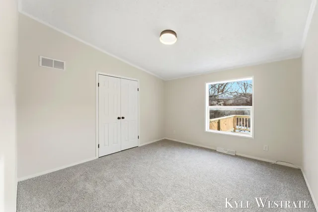 $359,900 | 7976 10 Mile Road Northeast, Rockford, MI 49341