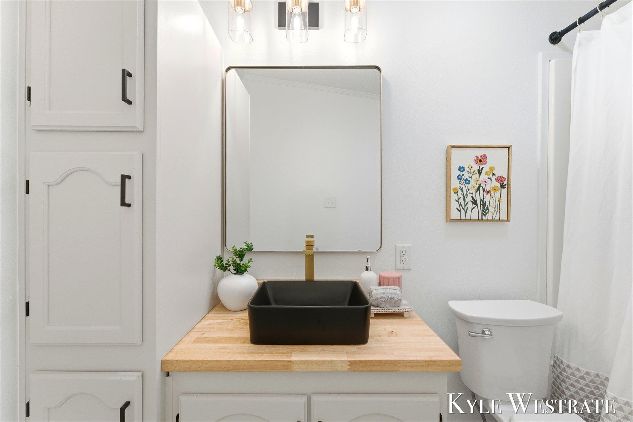 7976 10 Mile Road Northeast Rockford, MI 49341 - Photo 25 of 42 32-030_AIV00114