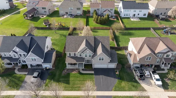 $575,000 | 829 Preston Lane, Oswego, IL 60543