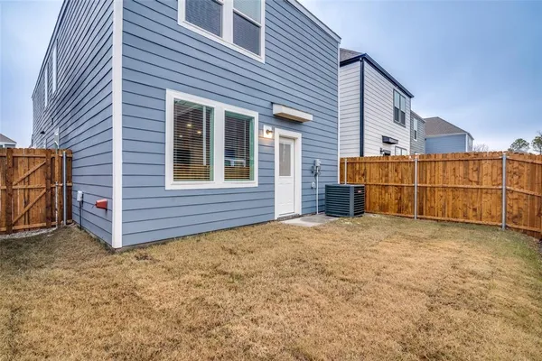 $1,895 | 7010 Moonflower Lane, Princeton, TX 75407