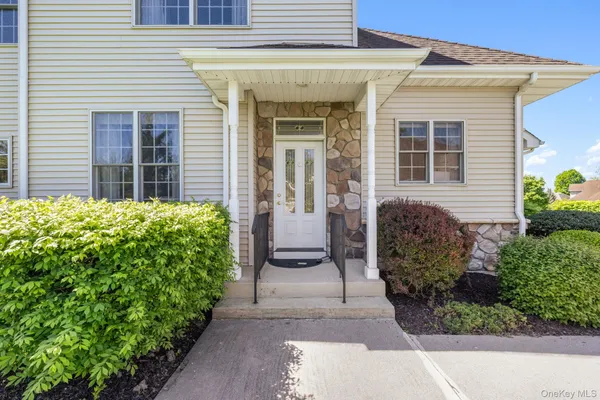 $675,000 | 34 Alta Drive, Wappingers Falls, NY 12590