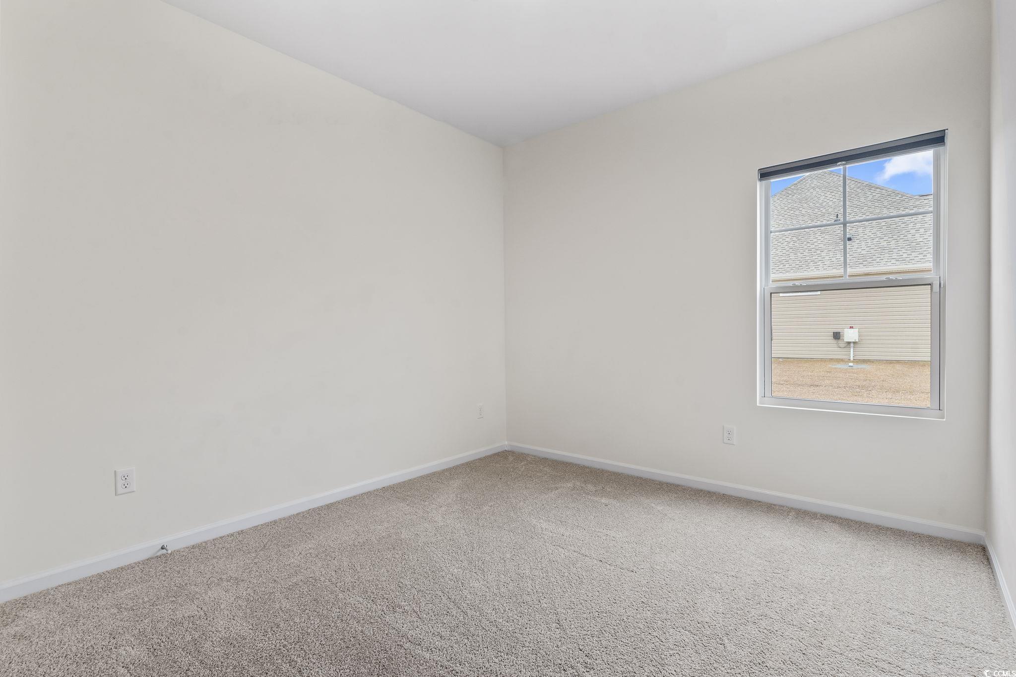 4115 Highway 19 Conway, SC 29526 - Photo 30 of 40 Perfect size guest bedroom with natural light