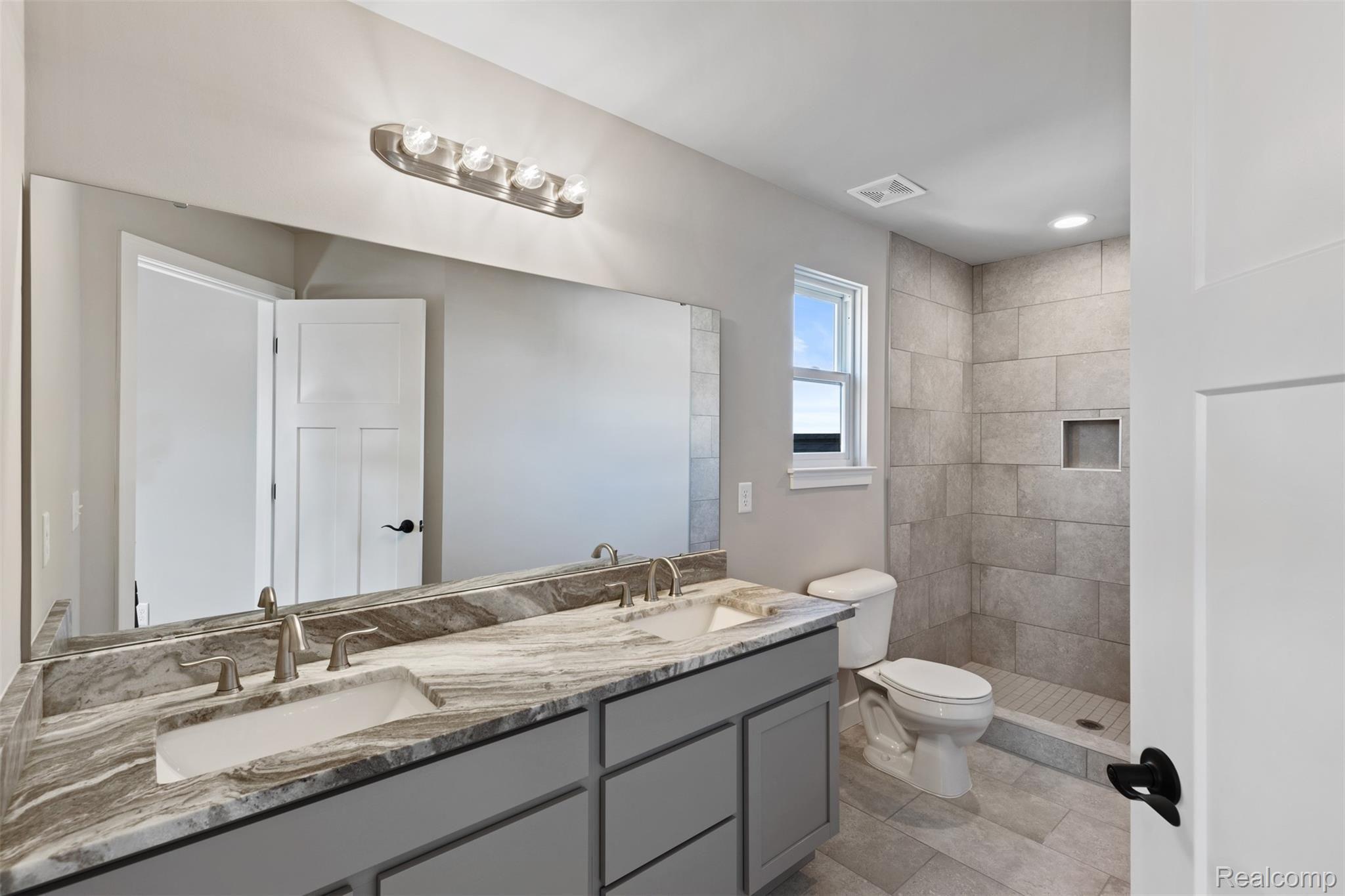 863 Ridge Road South Canton, MI 48188 - Photo 34 of 44 XA9A0316.jpg