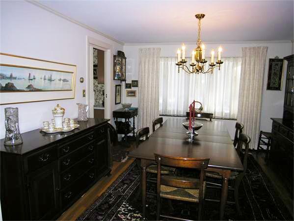 54 Whitman Road Needham, MA 02492 - Photo 5 of 30 Gallery Image 5