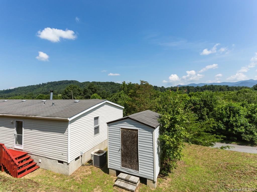 302 Golden Aster Road Swannanoa, NC 28778 - Photo 14 of 15 Gallery Image 14