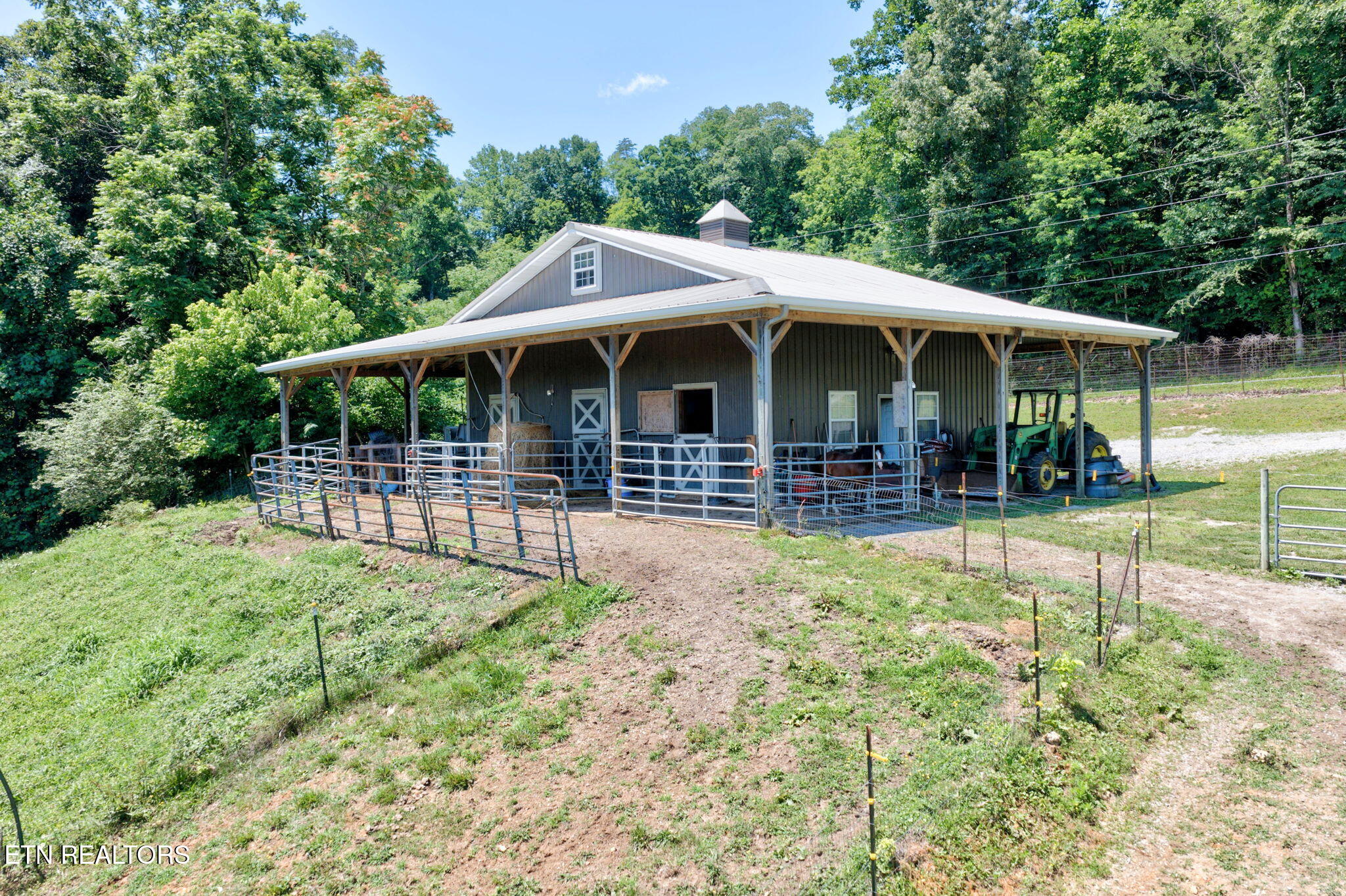 1252 Shellotte Loop Pall Mall, TN 38577 - Photo 20 of 60 23-web-or-mls-1252 Shellotte Loop_111_TN
