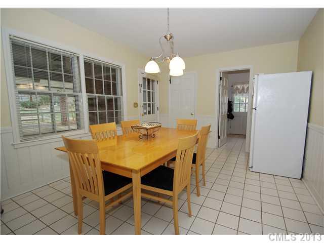 6840 Newhall Road Charlotte, NC 28270 - Photo 7 of 16