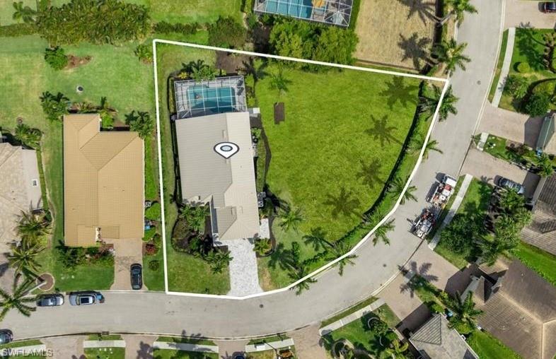 an aerial view of a garden