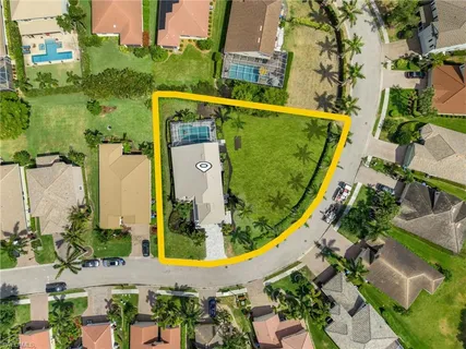 a view of outdoor space yard and patio