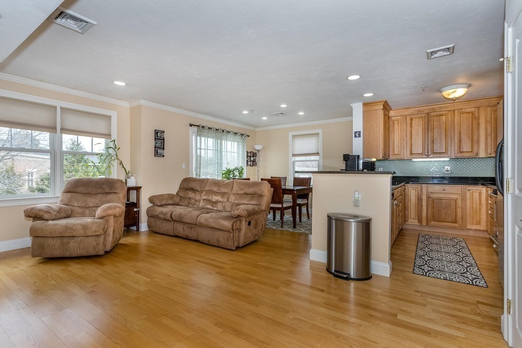 27 Maple Street, Unit F Canton, MA 02021 - Photo 3 of 17 Gallery Image 3