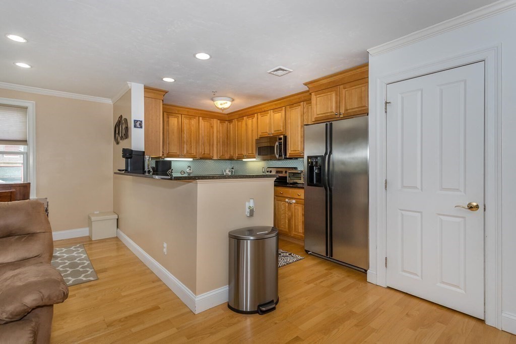 27 Maple Street, Unit F Canton, MA 02021 - Photo 5 of 17 Gallery Image 5