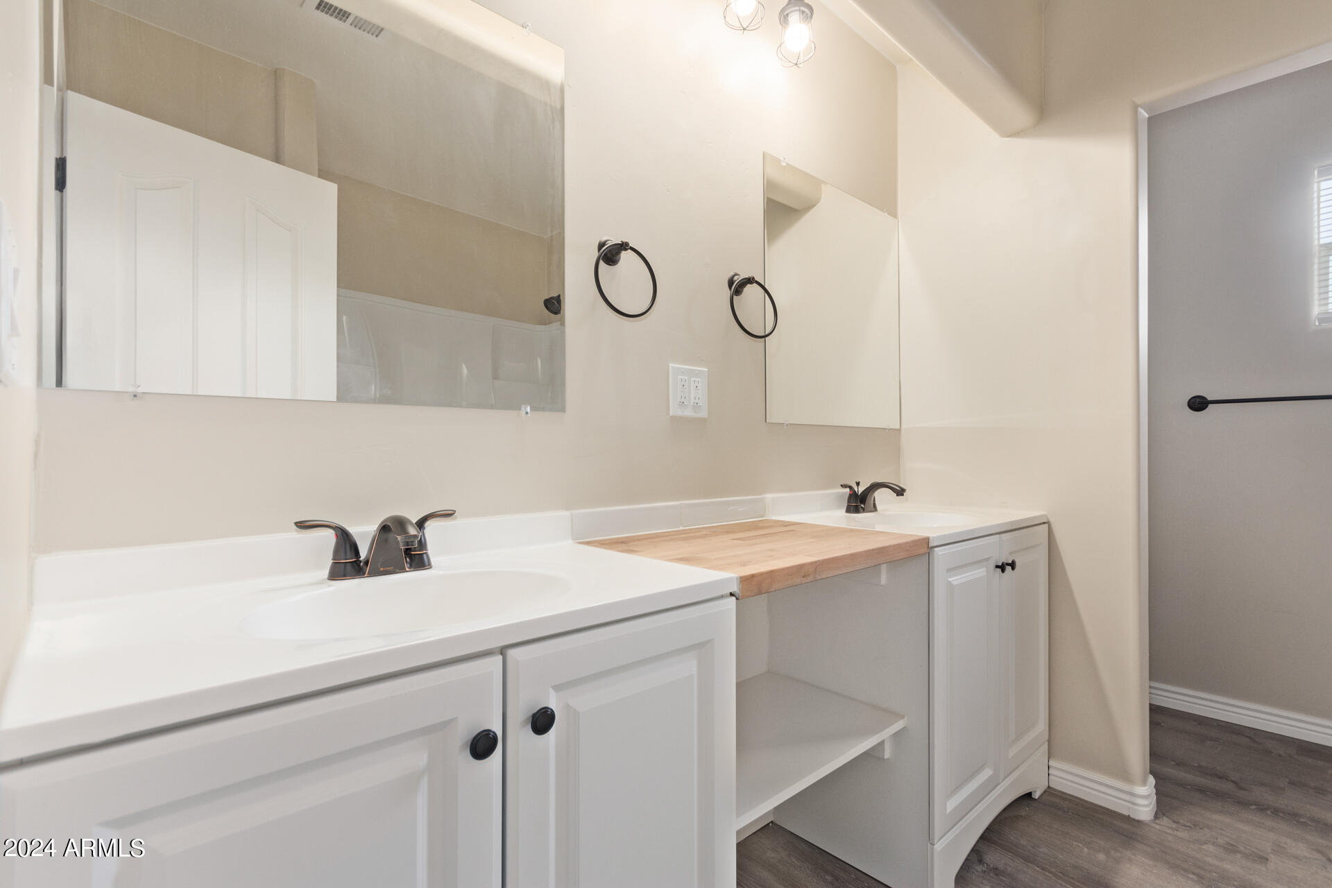582 West Cavalry Road New River, AZ 85087 - Photo 15 of 26
