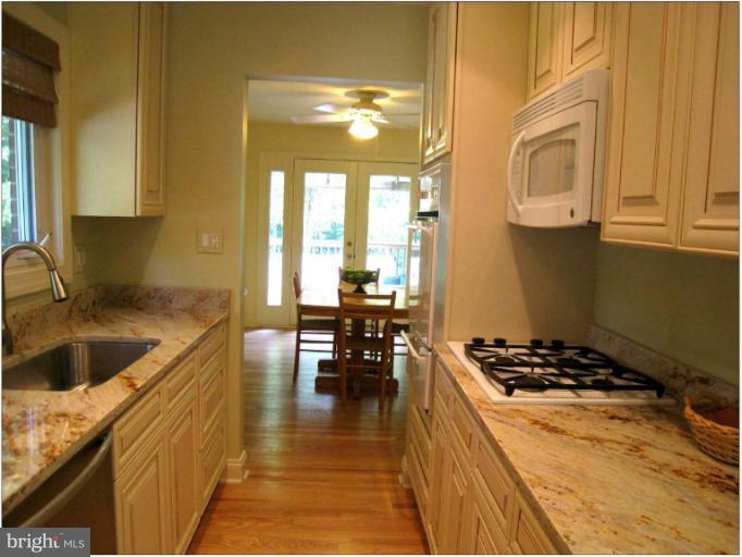 3615 Cornell Road Fairfax, VA 22030 - Photo 13 of 30 Kitchen