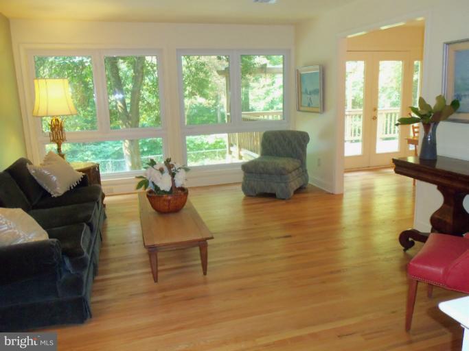 3615 Cornell Road Fairfax, VA 22030 - Photo 21 of 30 Kitchen