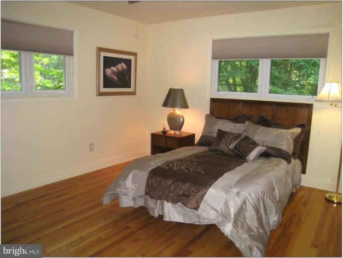 3615 Cornell Road Fairfax, VA 22030 - Photo 9 of 30 Bedroom (Master)