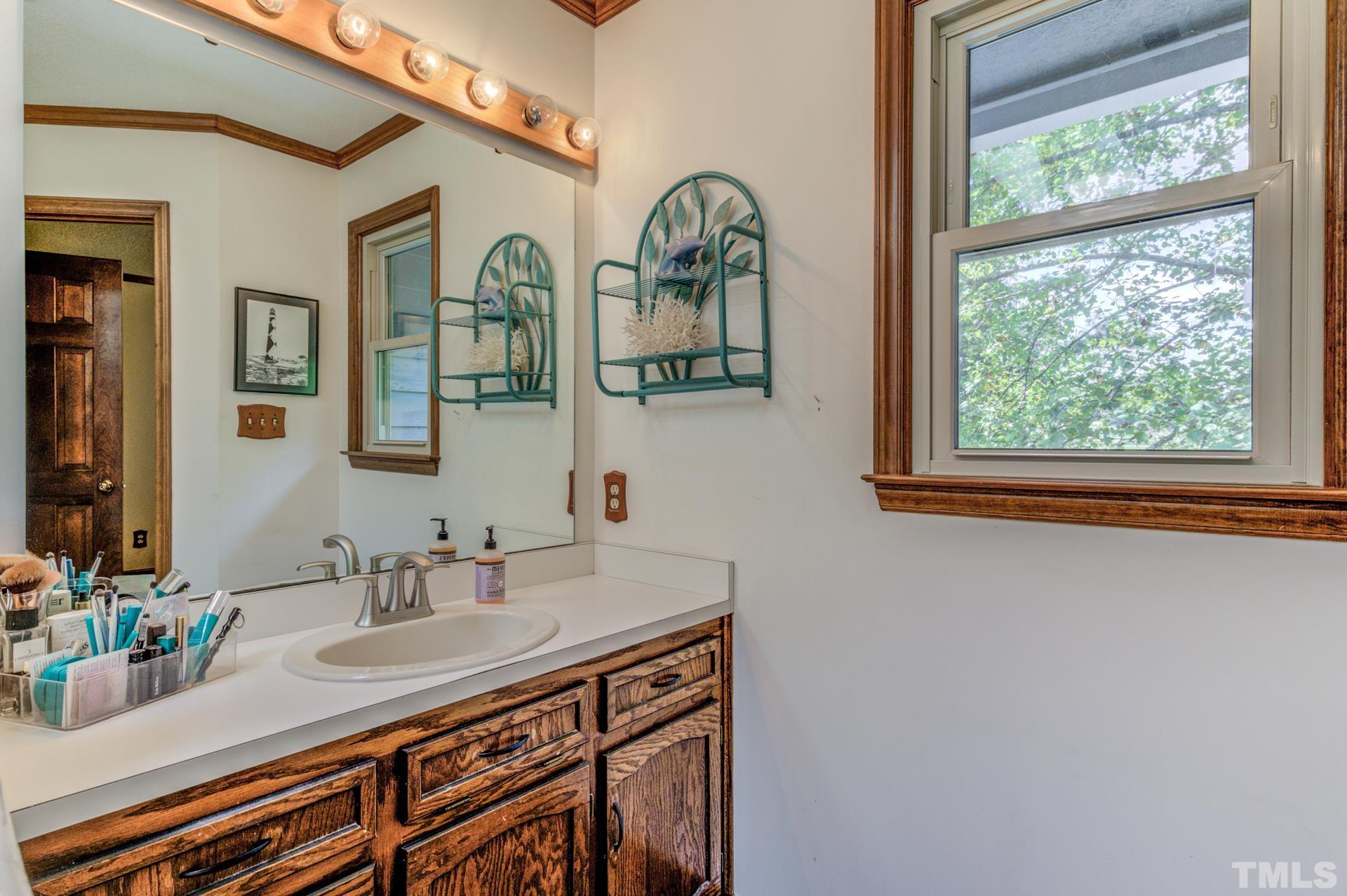 5904 Hampton Ridge Road Raleigh, NC 27603 - Photo 11 of 28