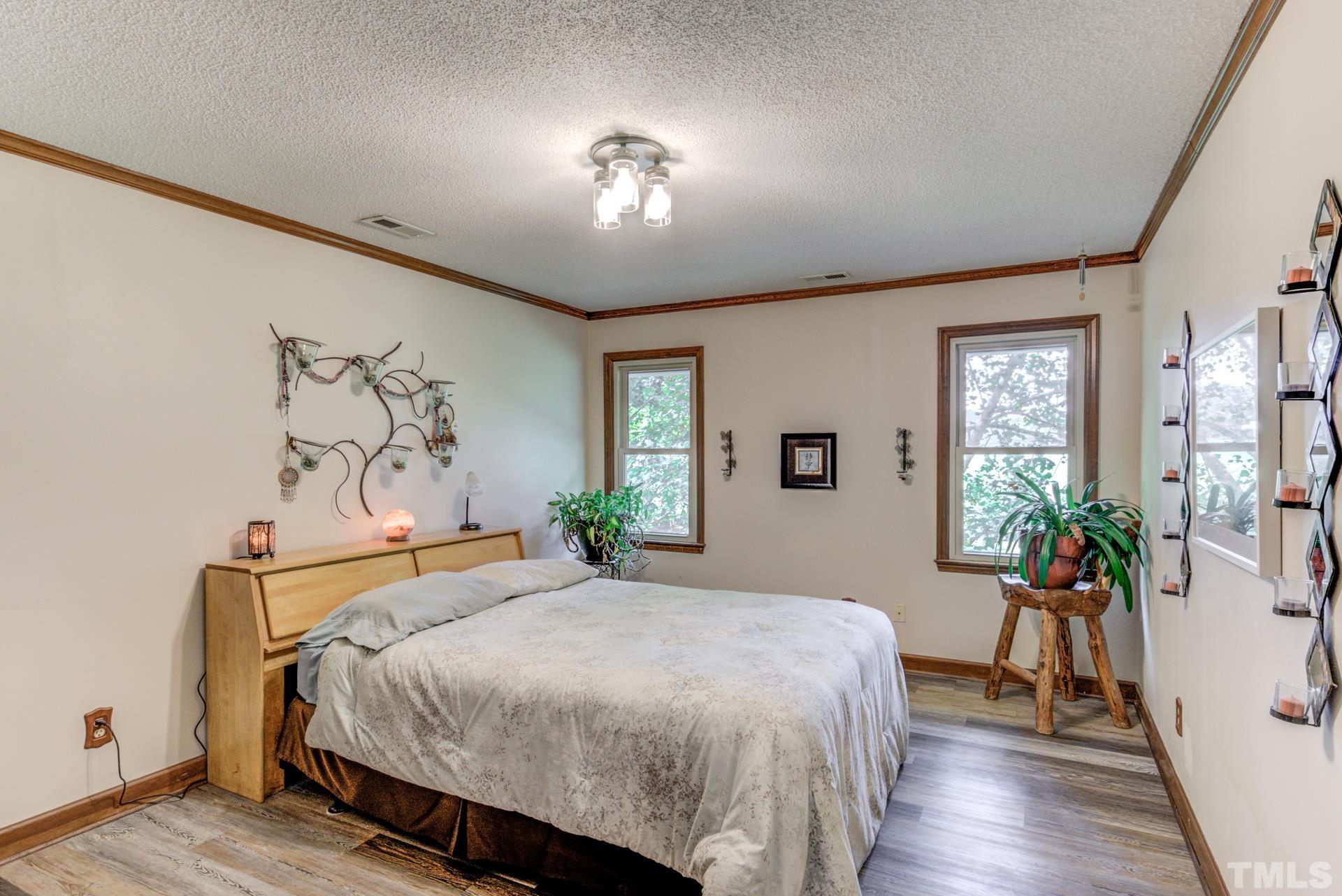 5904 Hampton Ridge Road Raleigh, NC 27603 - Photo 10 of 28