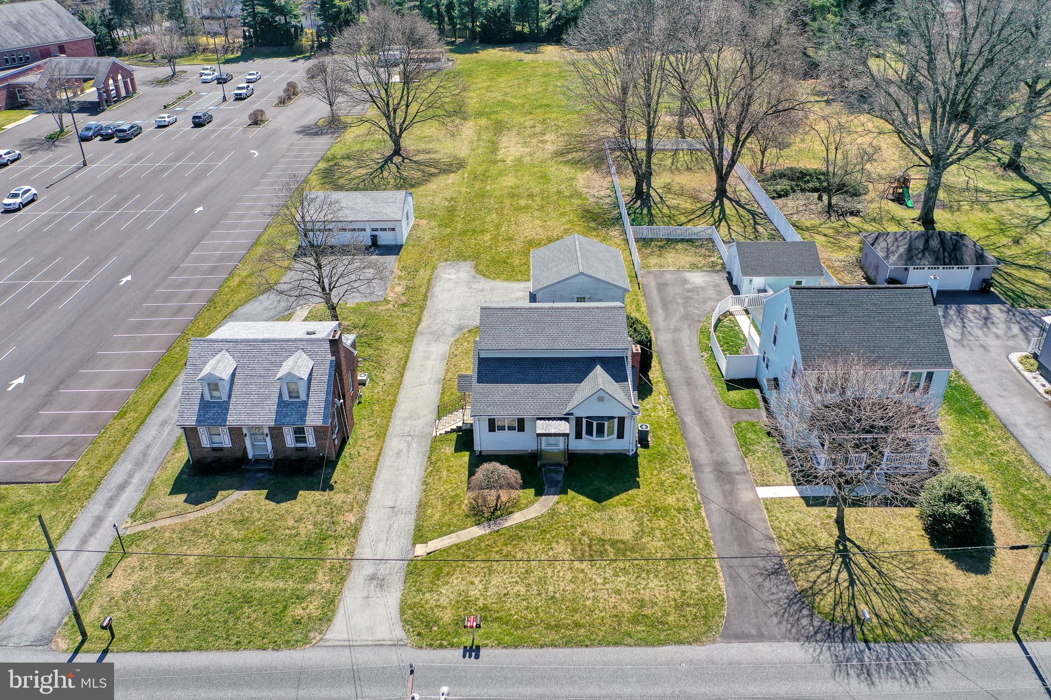 40 Delp Road Lancaster, PA 17601 - Photo 4 of 40 Gallery Image 4