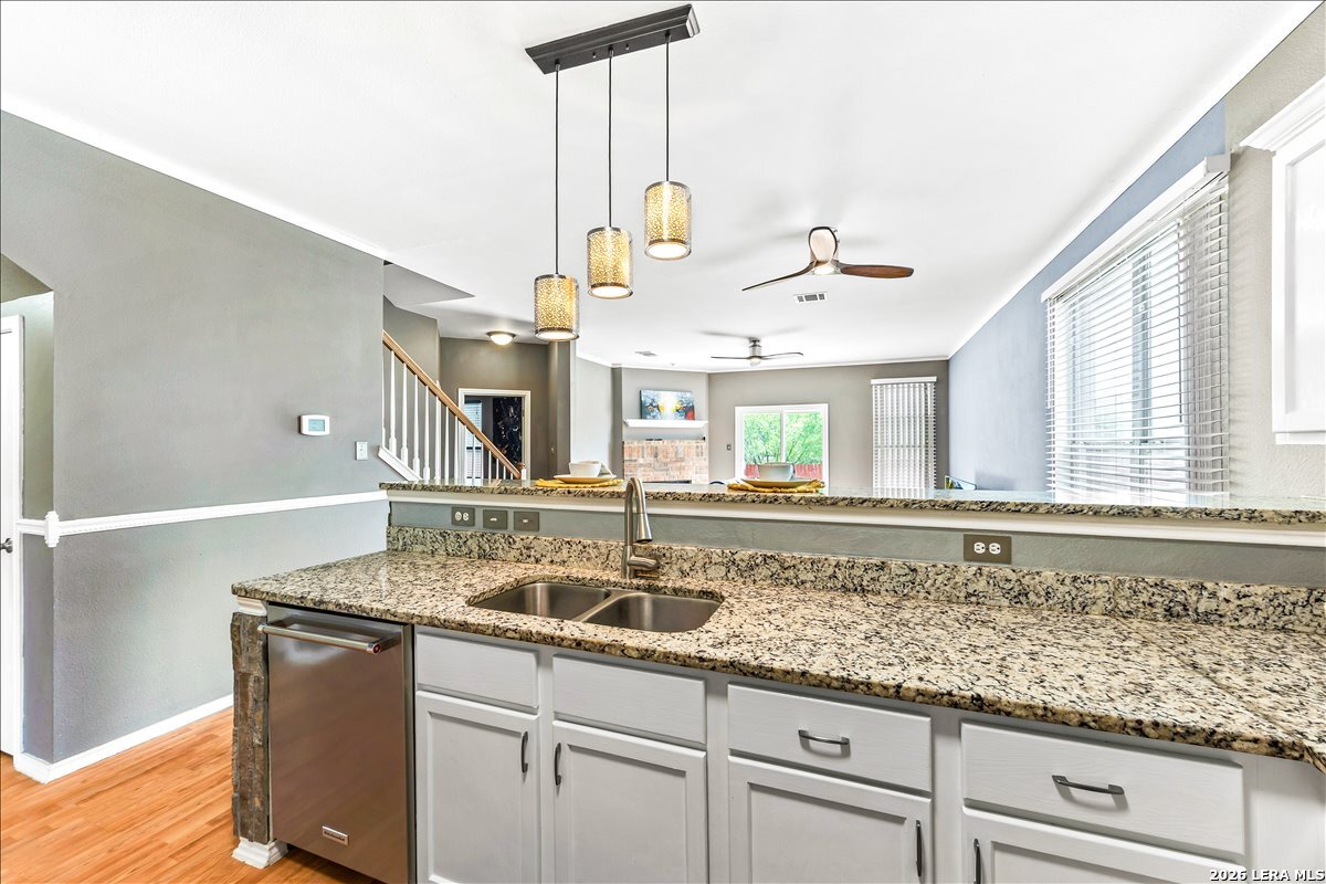 6006 Campstool Road San Antonio, TX 78239 - Photo 14 of 56