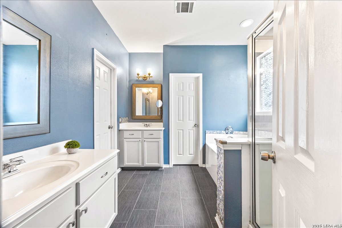 6006 Campstool Road San Antonio, TX 78239 - Photo 23 of 56