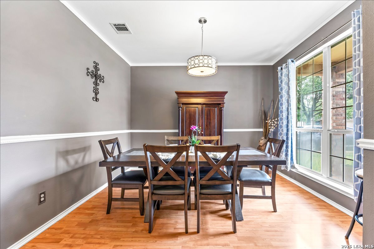 6006 Campstool Road San Antonio, TX 78239 - Photo 3 of 56