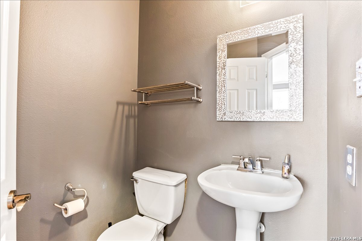 6006 Campstool Road San Antonio, TX 78239 - Photo 36 of 56