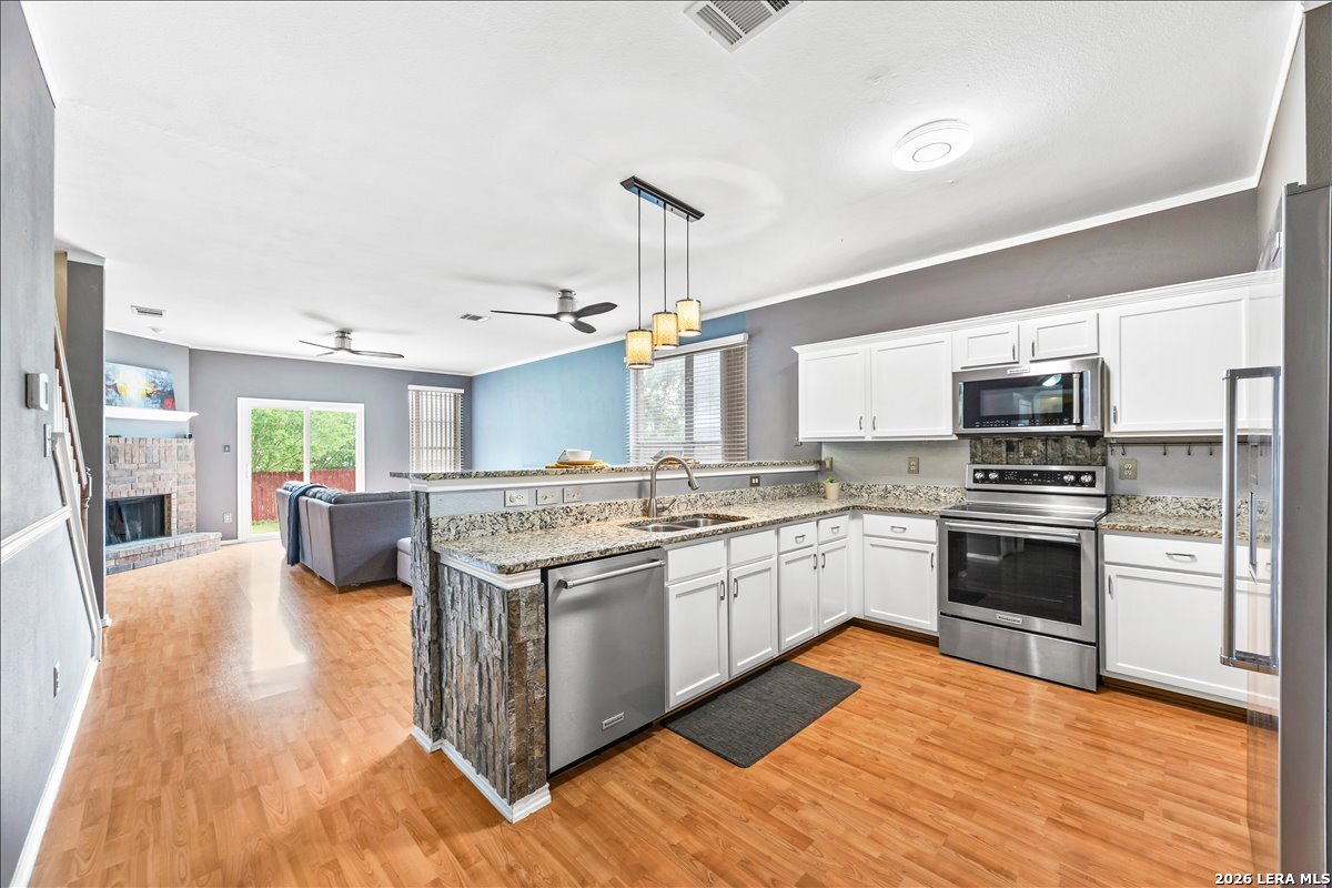 6006 Campstool Road San Antonio, TX 78239 - Photo 10 of 56