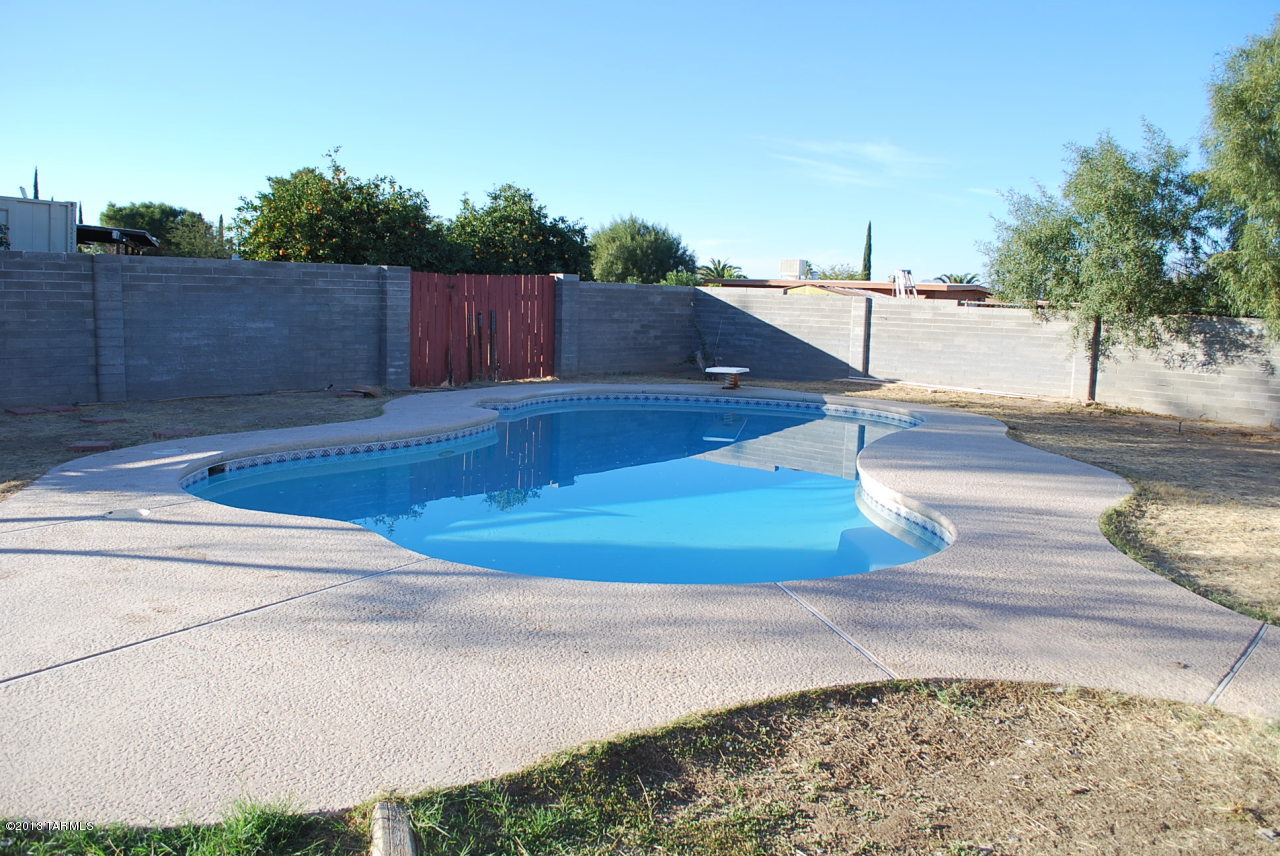 3130 South Prudence Road Tucson, AZ 85730 - Photo 4 of 9