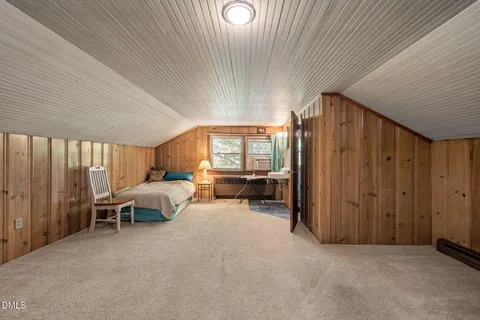 $825,000 | 68 Oakwood Drive, Chapel Hill, NC 27517