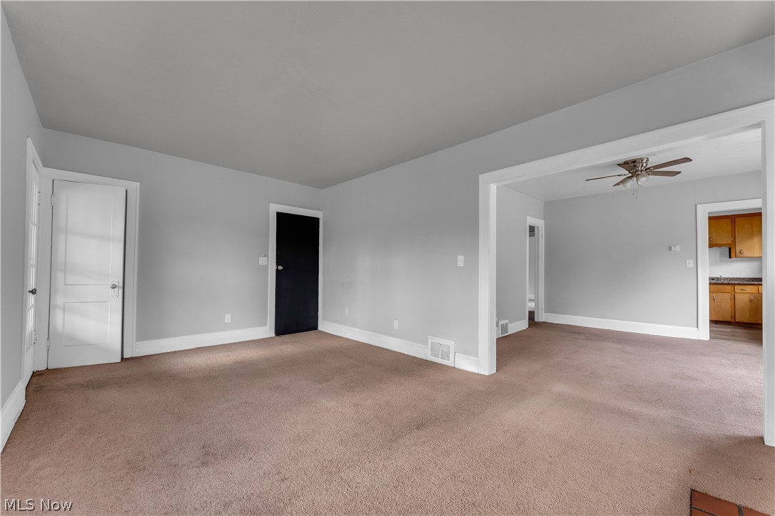 860 Greyton Road Cleveland Heights, OH 44112 - Photo 17 of 31