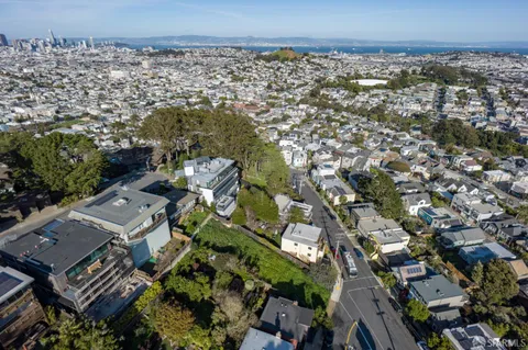 $1,600,000 | 4-2 Addison Street, San Francisco, CA 94131