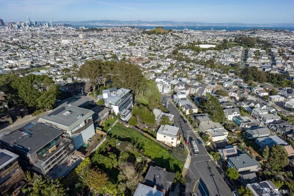 $1,600,000 | 4-2 Addison Street, San Francisco, CA 94131
