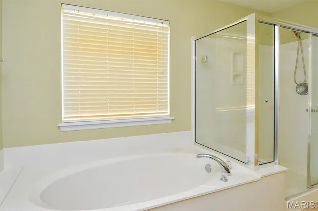 $100,000 | 6838 Hampshire Court, Maryville, IL 62062