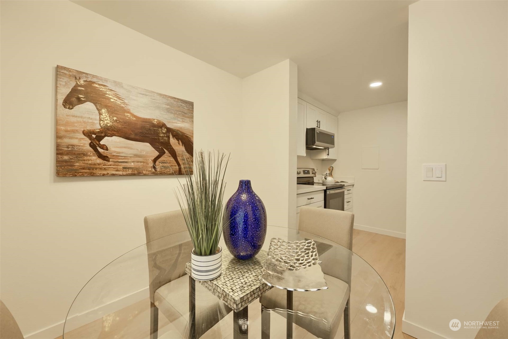 17536 149th Avenue Southeast, Unit O 9 Renton, WA 98058 - Photo 14 of 20 a view of a livingroom with furniture