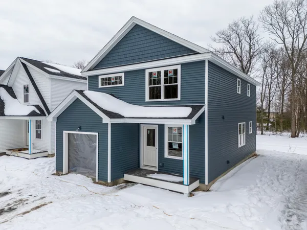 $544,000 | 5 Blaine Road, Unit 102, Saco, ME 04072