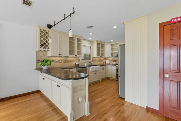 $1,050,000 | 3752 Tom John Lane, Tallahassee, FL 32309