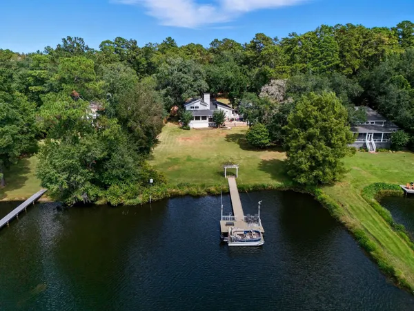 $1,050,000 | 3752 Tom John Lane, Tallahassee, FL 32309