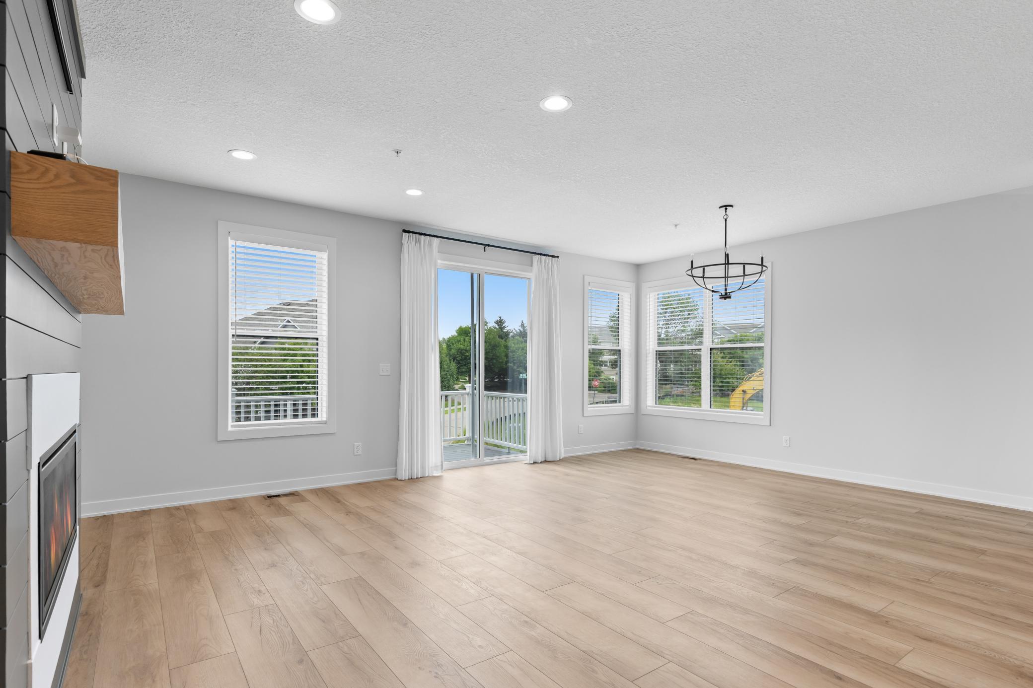 2611 Cascade Lane Long Lake, MN 55356 - Photo 4 of 17