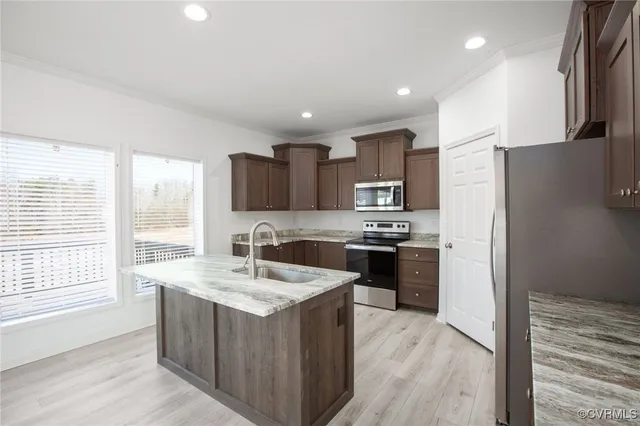 $329,850 | 1005 Levi Road, Green Bay, VA 23942