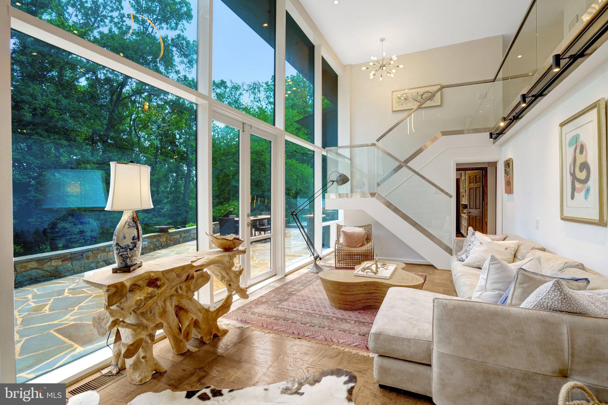 1927 Marthas Road Alexandria, VA 22307 - Photo 35 of 105 Glass, stairs, swagger